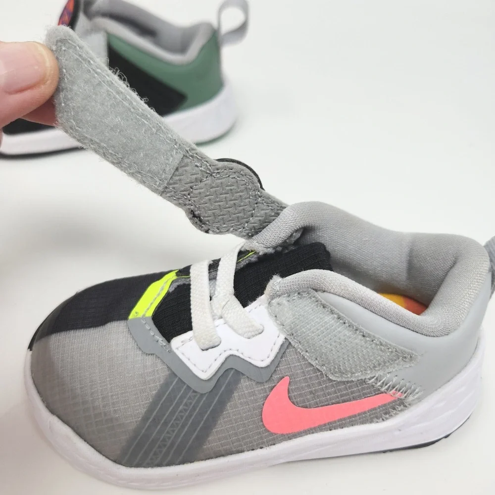 Nike Tune Squad Toddler 6c Lebron 18 Low‎ Sneakers Bugs x Marvin Space Jam
